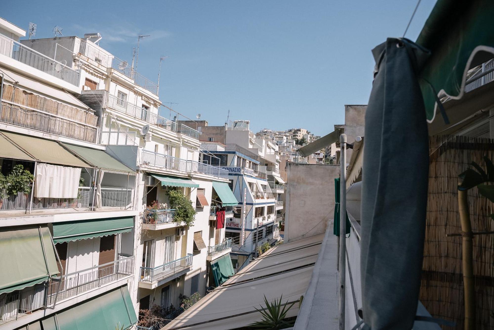 Apartamento 3Cs Athens Ampelokipoi Comfy Flat Ft Patio Airport Direct Day N Night Exterior foto