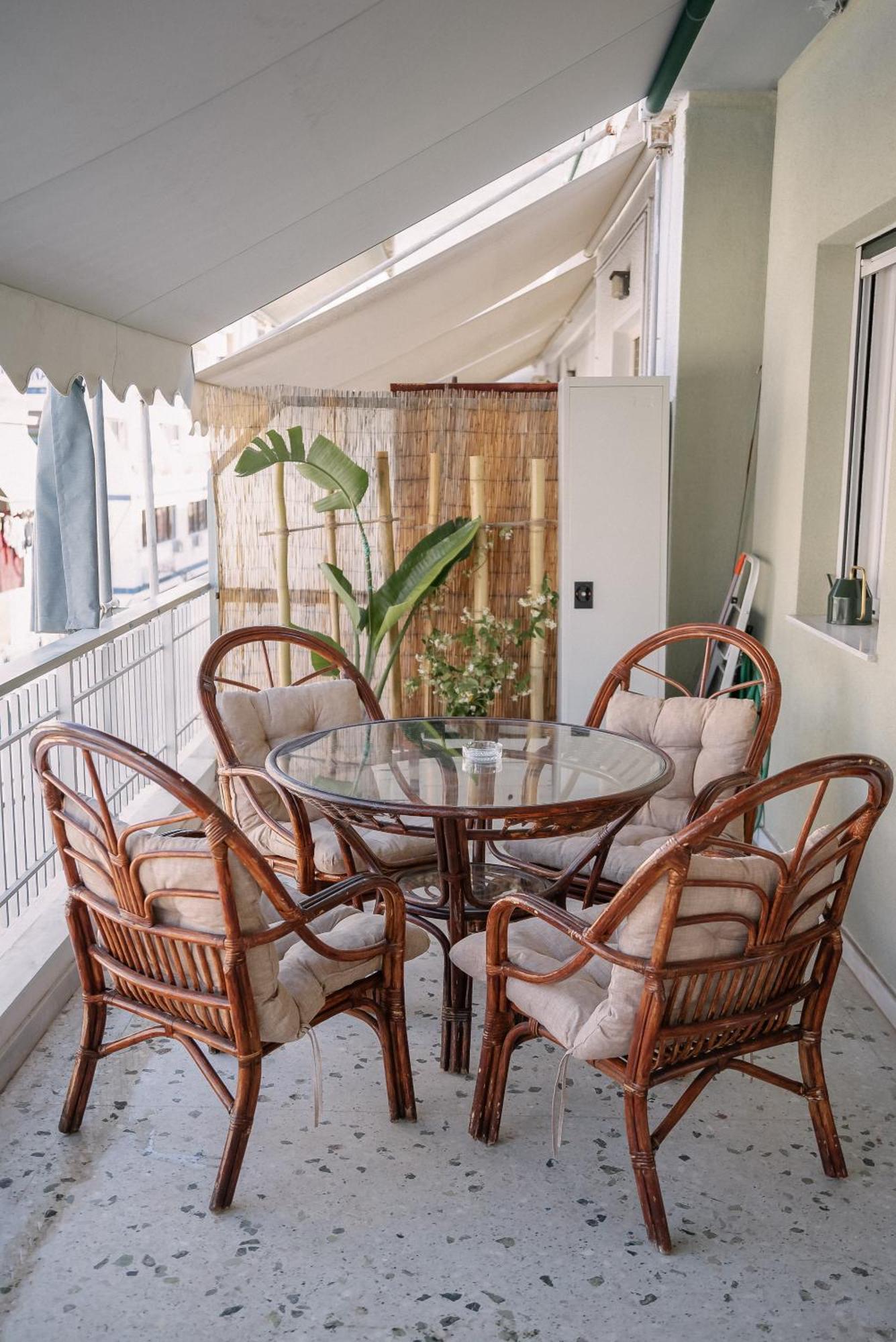 Apartamento 3Cs Athens Ampelokipoi Comfy Flat Ft Patio Airport Direct Day N Night Exterior foto